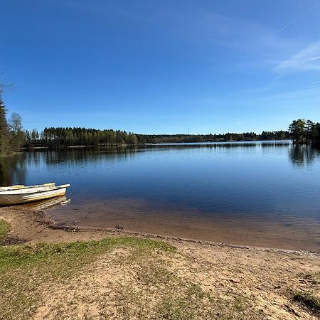 Hyltena Stugby Jonkoping Exterior photo